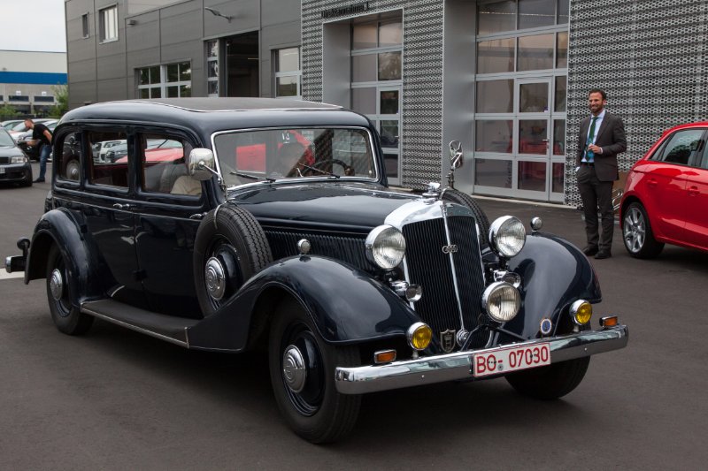 Horch Treffen Hanau 29.05.2015_043.jpg